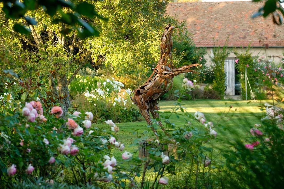 Les Jardins Des Soussilanges Bed & Breakfast Céron Exterior photo