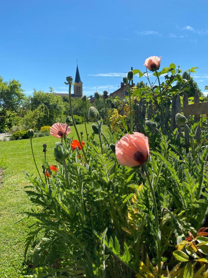Les Jardins Des Soussilanges Bed & Breakfast Céron Exterior photo