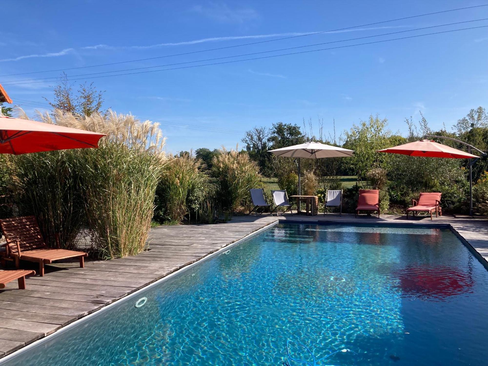 Les Jardins Des Soussilanges Bed & Breakfast Céron Exterior photo