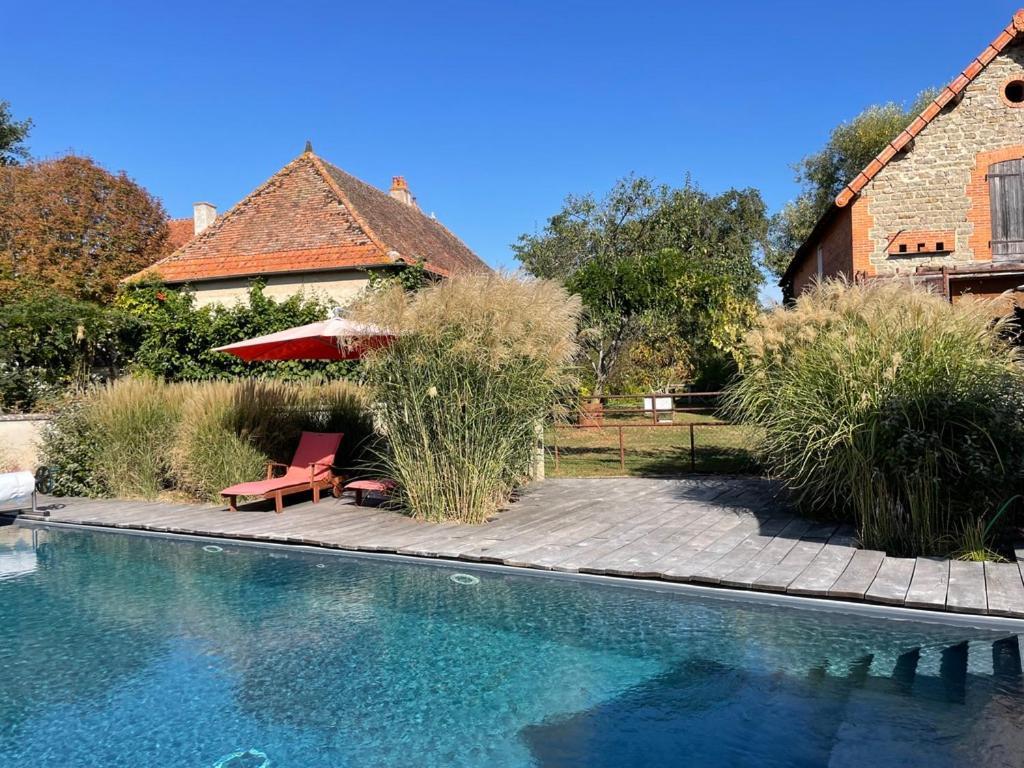 Les Jardins Des Soussilanges Bed & Breakfast Céron Exterior photo