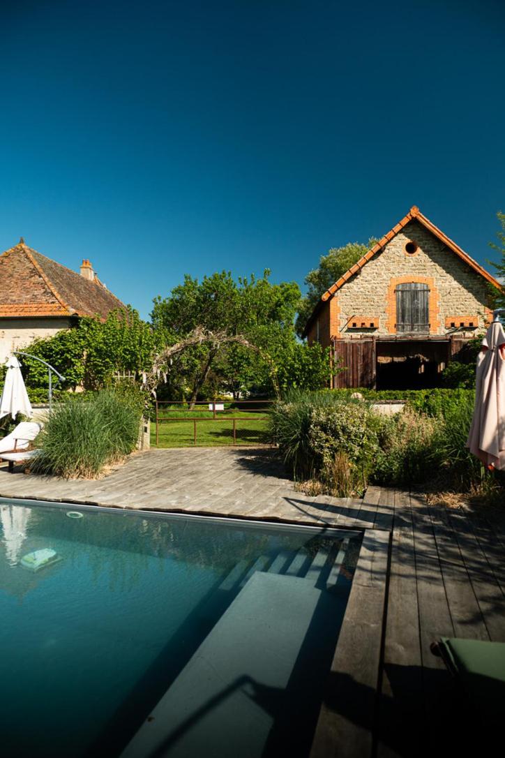Les Jardins Des Soussilanges Bed & Breakfast Céron Exterior photo