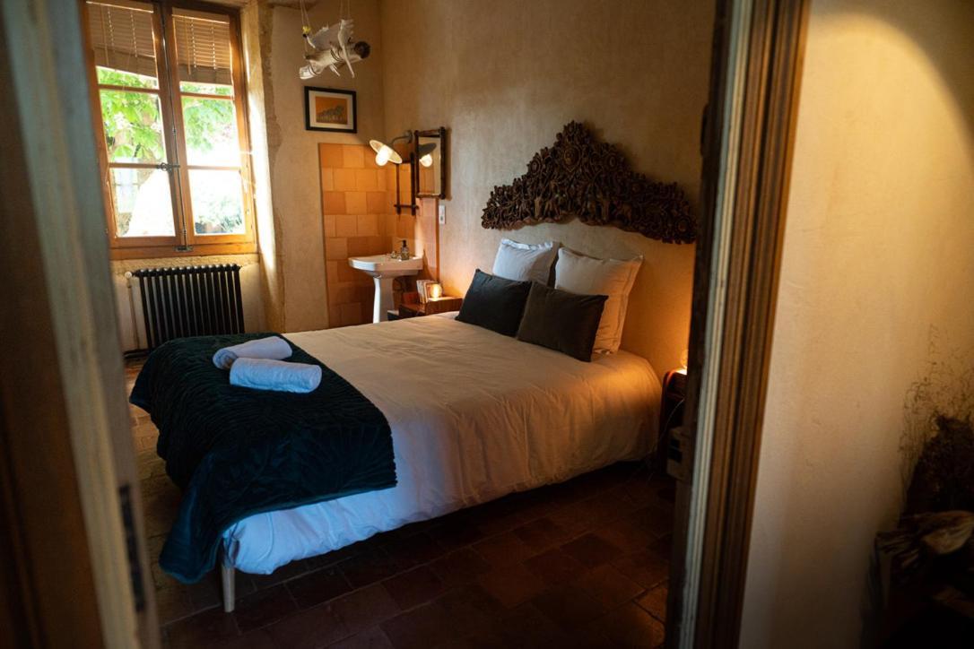 Les Jardins Des Soussilanges Bed & Breakfast Céron Exterior photo