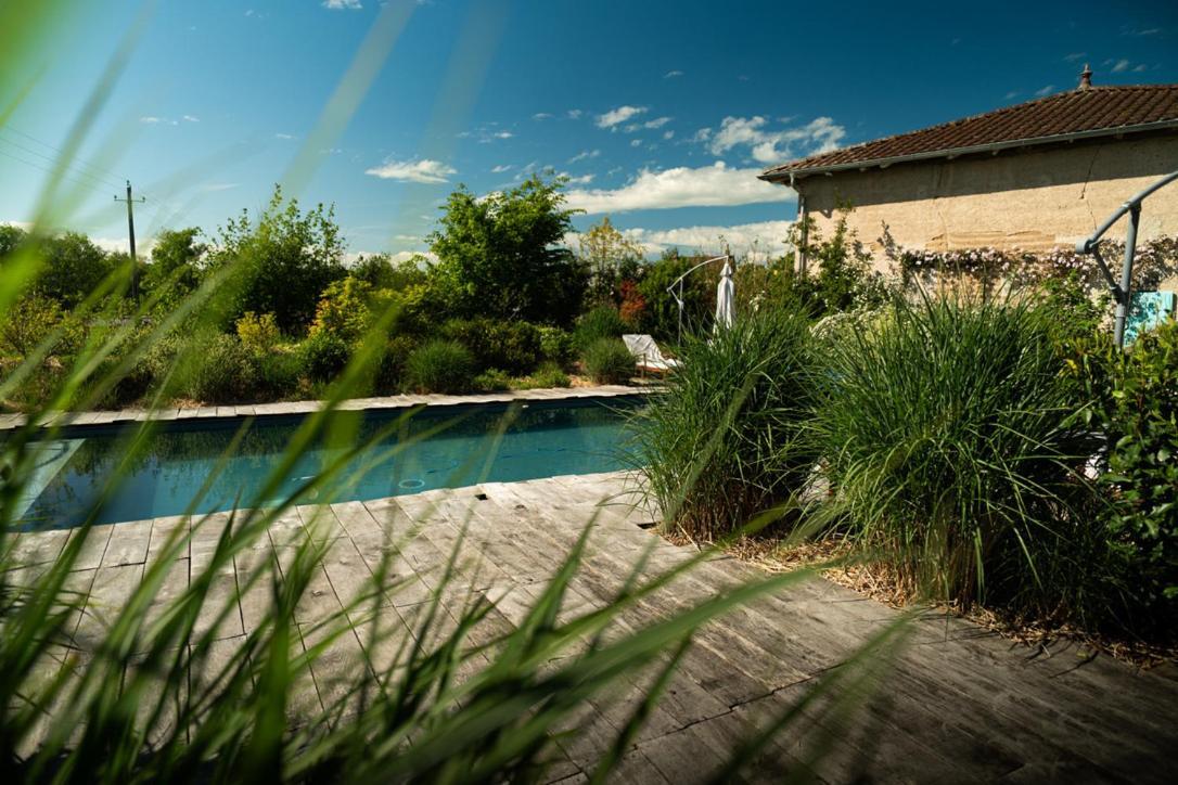 Les Jardins Des Soussilanges Bed & Breakfast Céron Exterior photo