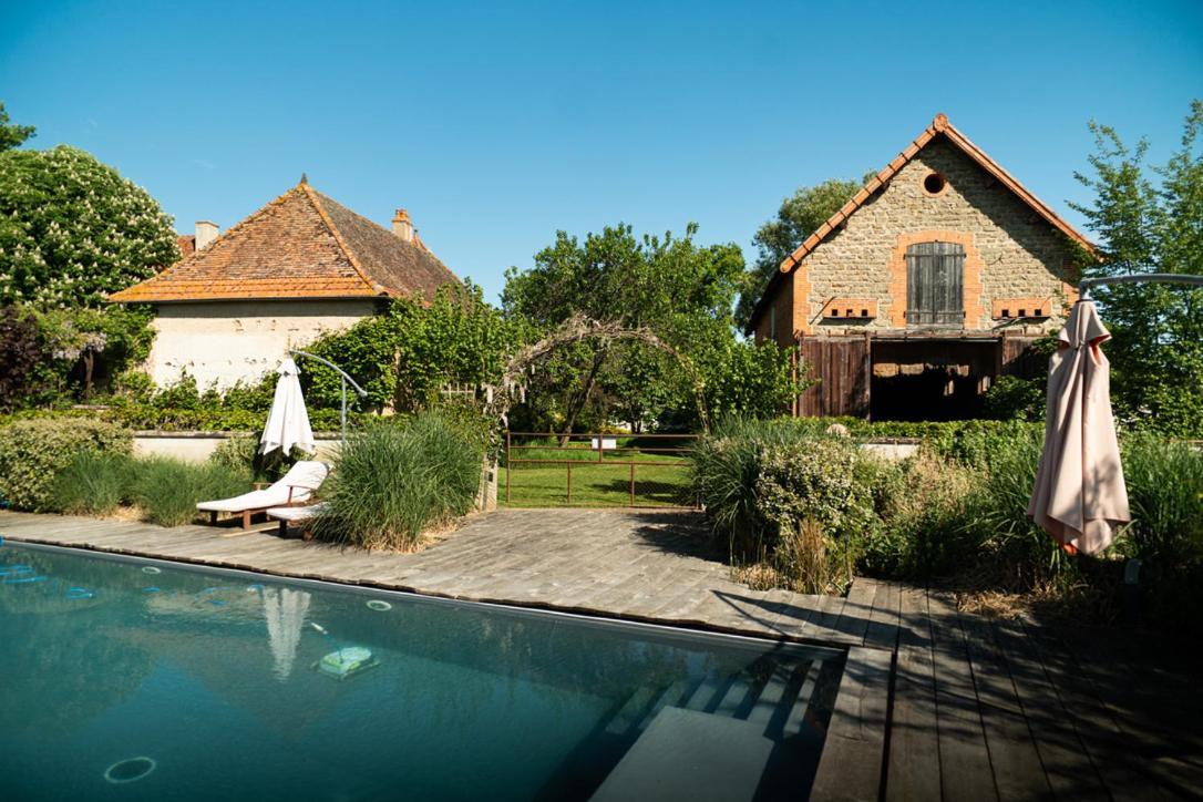 Les Jardins Des Soussilanges Bed & Breakfast Céron Exterior photo