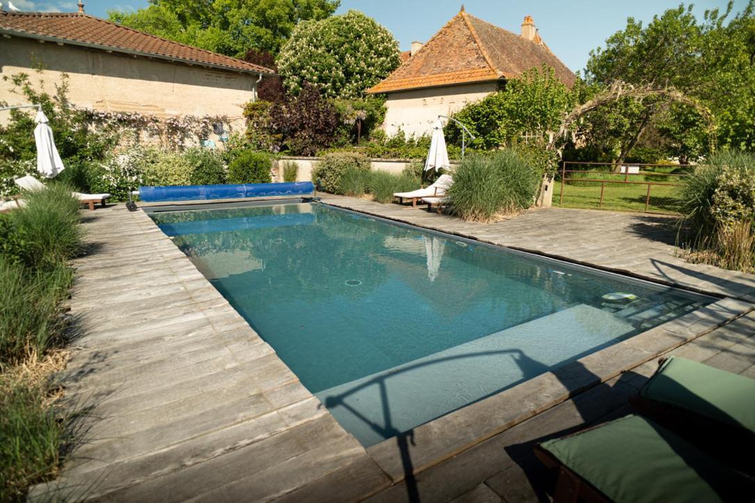 Les Jardins Des Soussilanges Bed & Breakfast Céron Exterior photo
